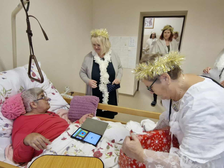 Koľko lásky sa zmestí do krabice od topánok